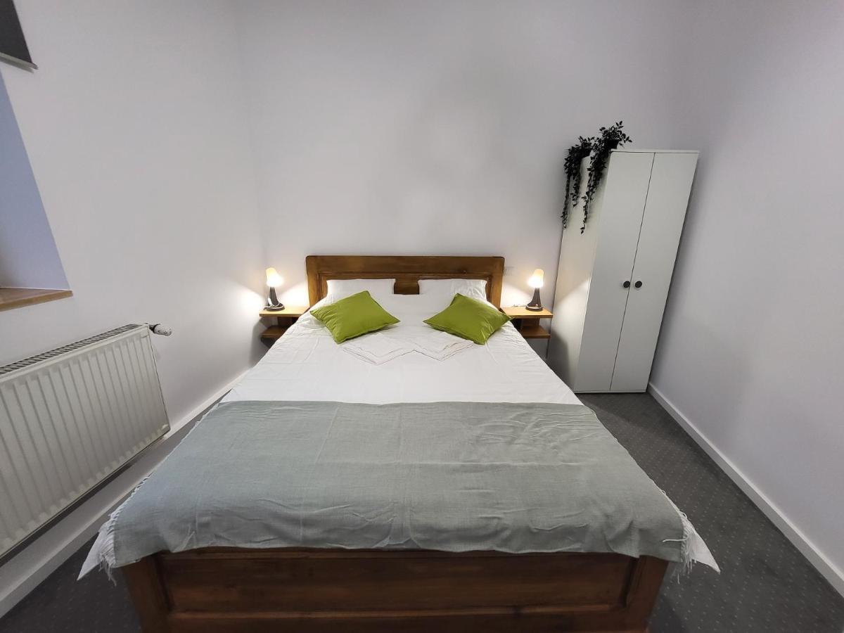 Cozy Old Town Apartments - Lipscani Bukares Bagian luar foto